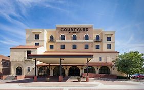 Courtyard Wichita at Old Town Wichita Ks